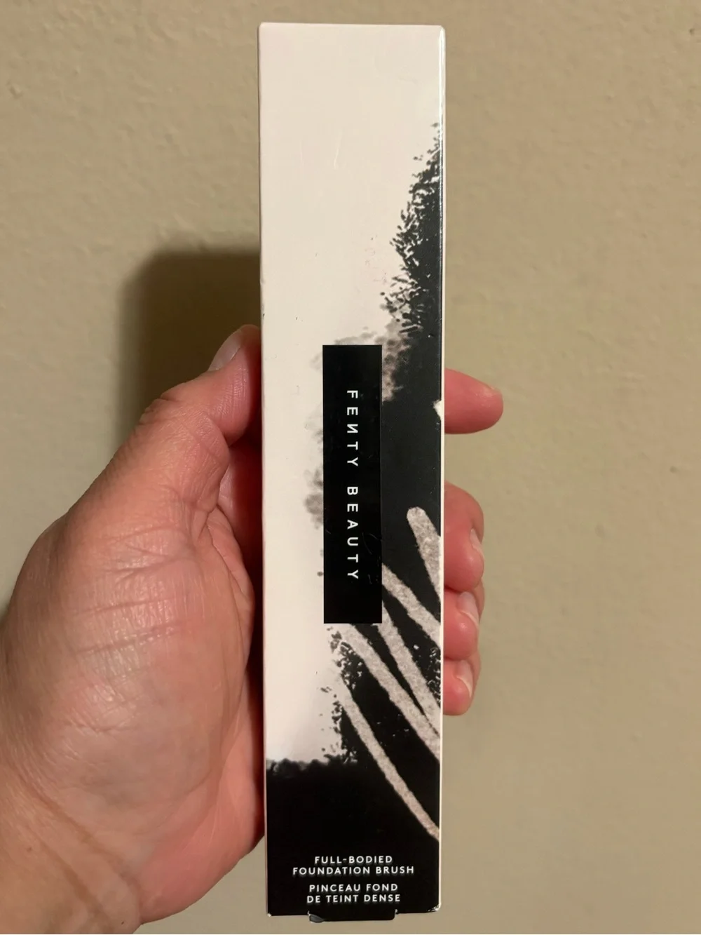 Fenty Beauty 110  Full-Bodied Foundation Brush Brand New Factory Sealed.